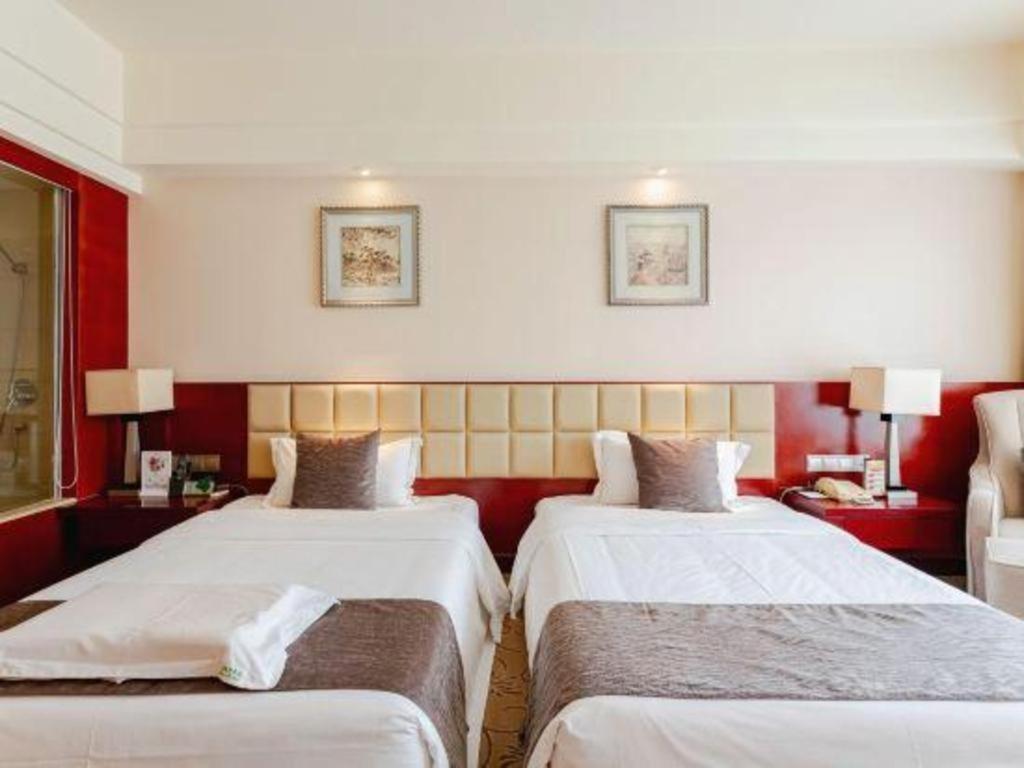 Chengdu Yinsheng International Hotel Supoqiao Esterno foto
