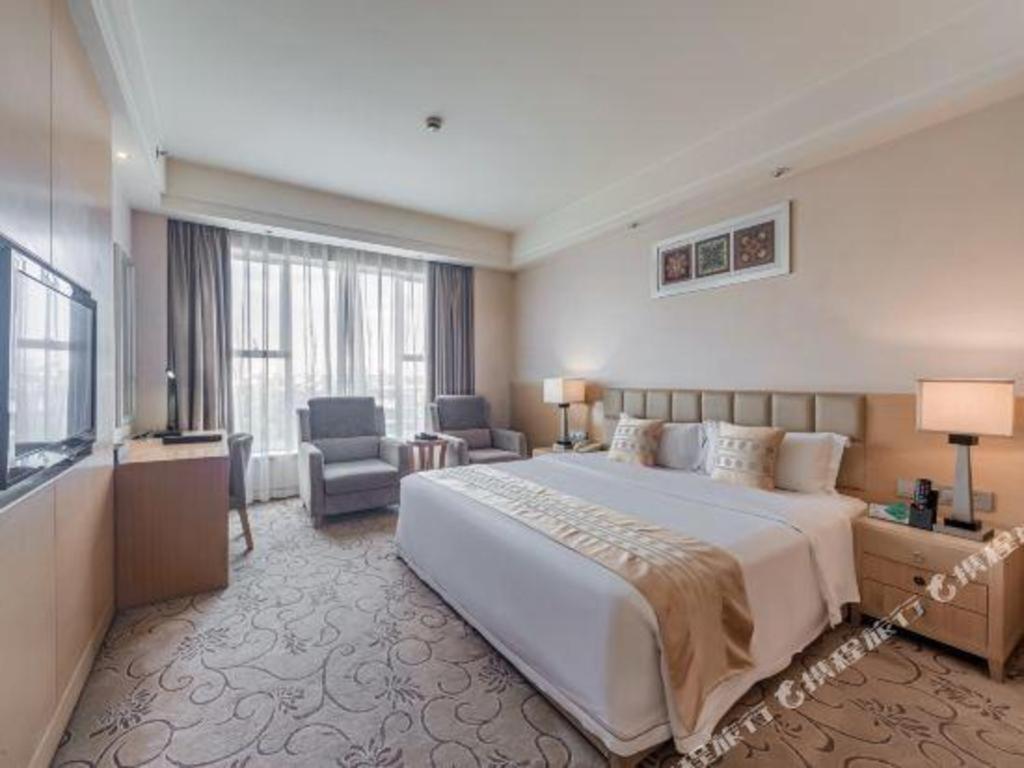 Chengdu Yinsheng International Hotel Supoqiao Esterno foto