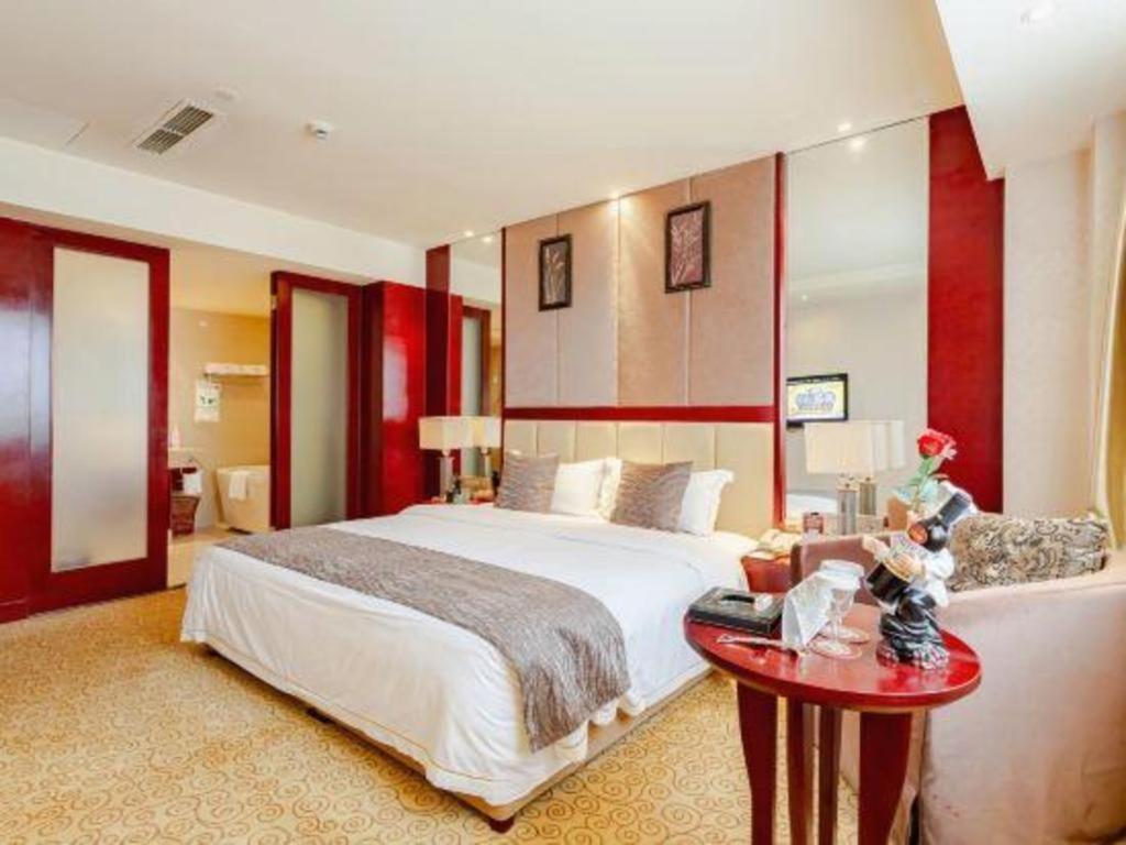 Chengdu Yinsheng International Hotel Supoqiao Esterno foto