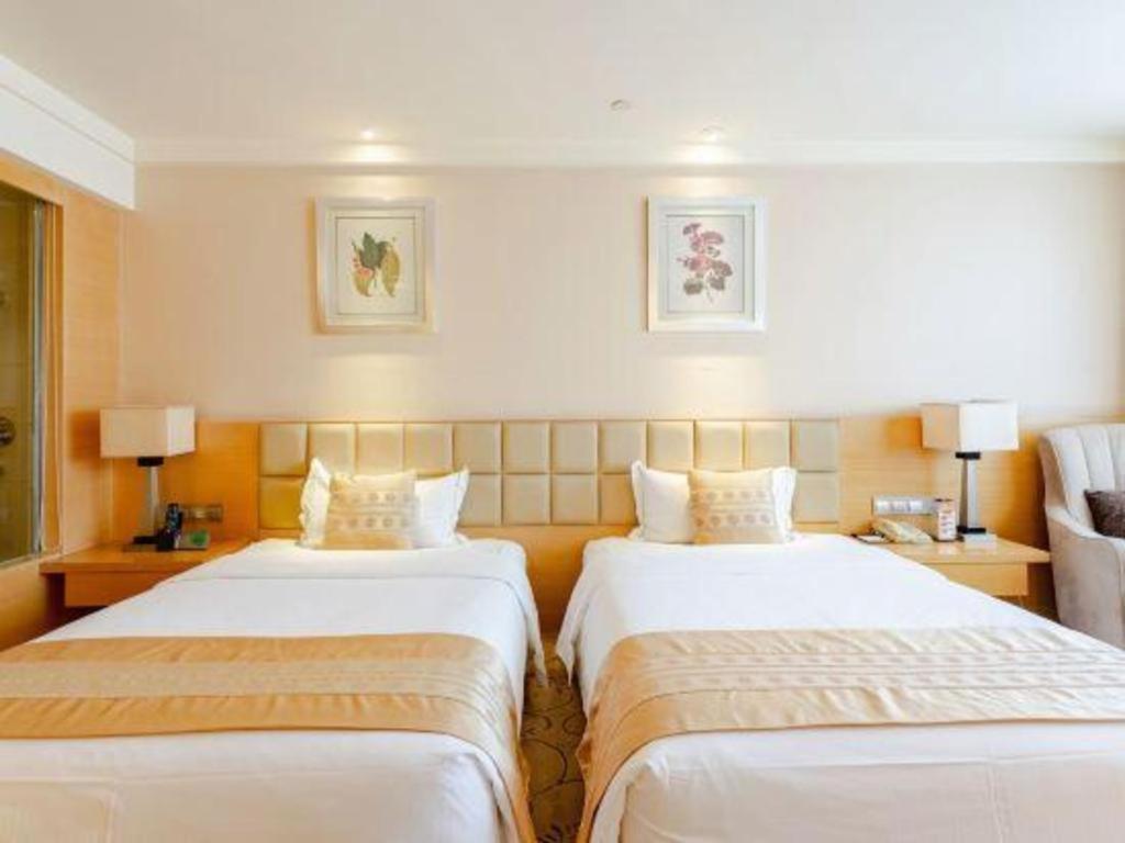 Chengdu Yinsheng International Hotel Supoqiao Esterno foto