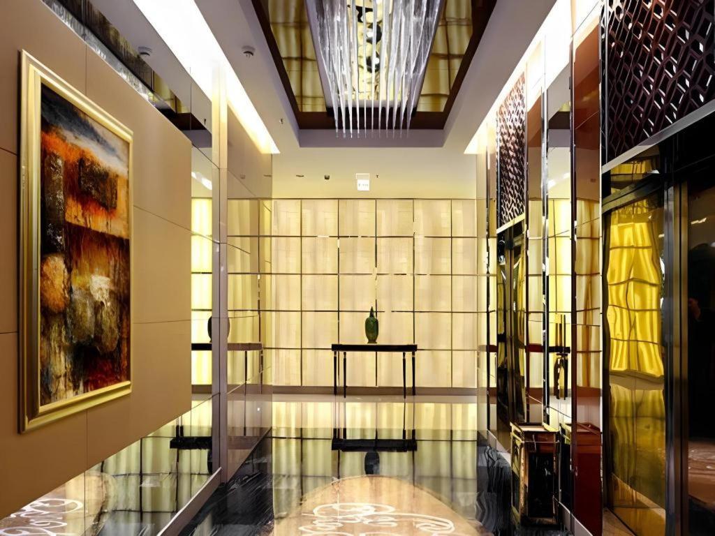 Chengdu Yinsheng International Hotel Supoqiao Esterno foto
